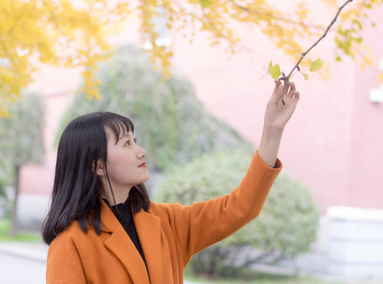 在菲律宾结婚后可以买土地吗，买房和买土地有区别吗